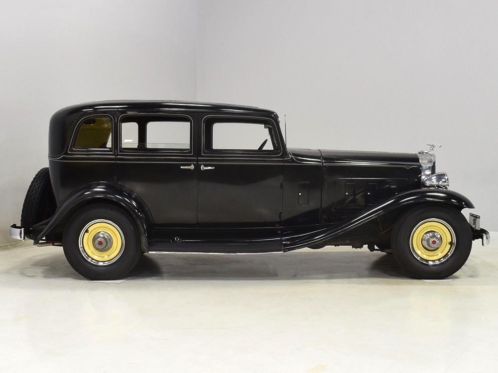 Harwood Motors :: 1932 Packard 900 Sedan - SOLD